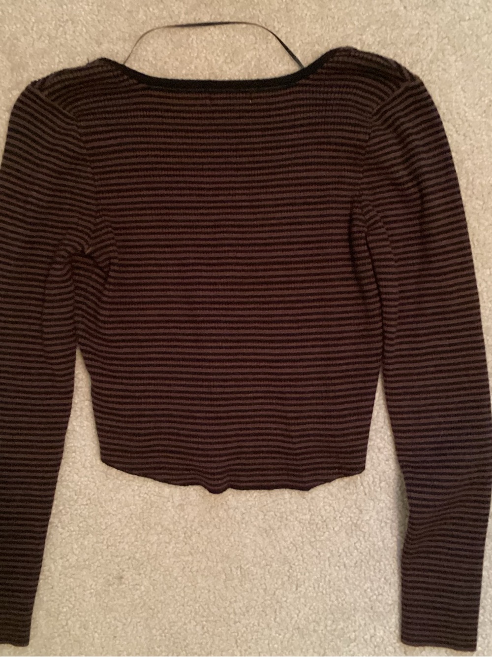 L. A. Hearts Ladies V-Neck Black/ Brown Stripe Long Sleeve Pullover Top Size M - Picture 3 of 7